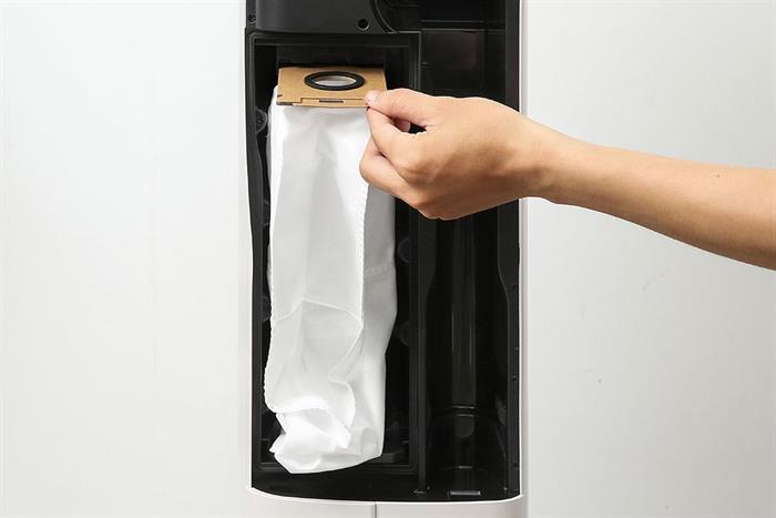 Máy hút bụi cầm tay Roborock H60 Hub Pro - Đen